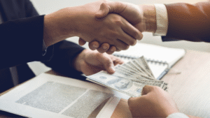 Phí hoa hồng khi mua bán nhà đất